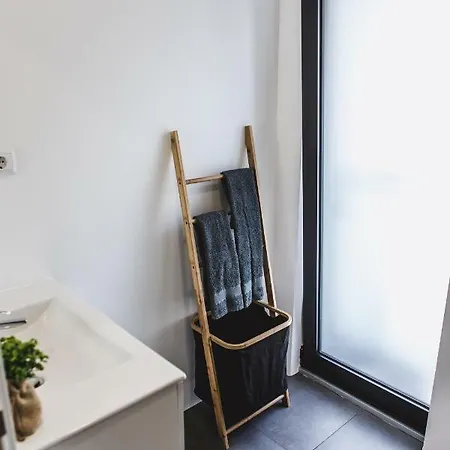 Casa Alivas פורנס